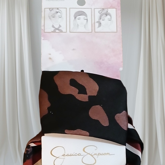 Jessica Simpson Headscarf Neck Scarf - Picture 2 of 9